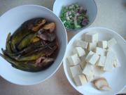 黃骨魚豆腐湯的做法圖解1