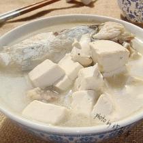 魚鰾魚頭豆腐湯的做法